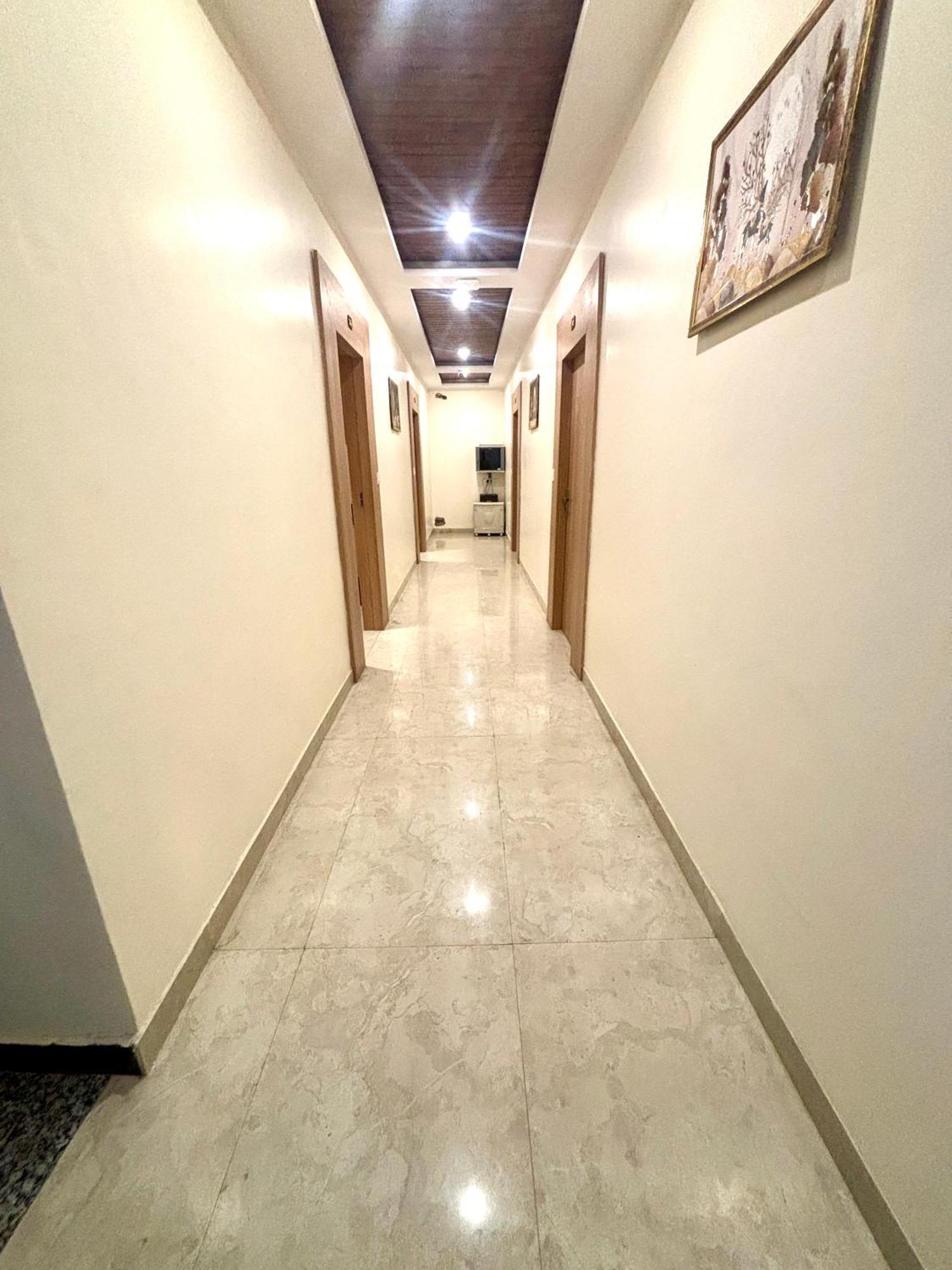 Chitrakoot Residency Aparthotel Udaipur Exterior photo